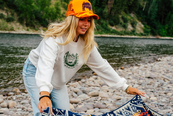 Horseshoe JH - Women's Raglan Pullover